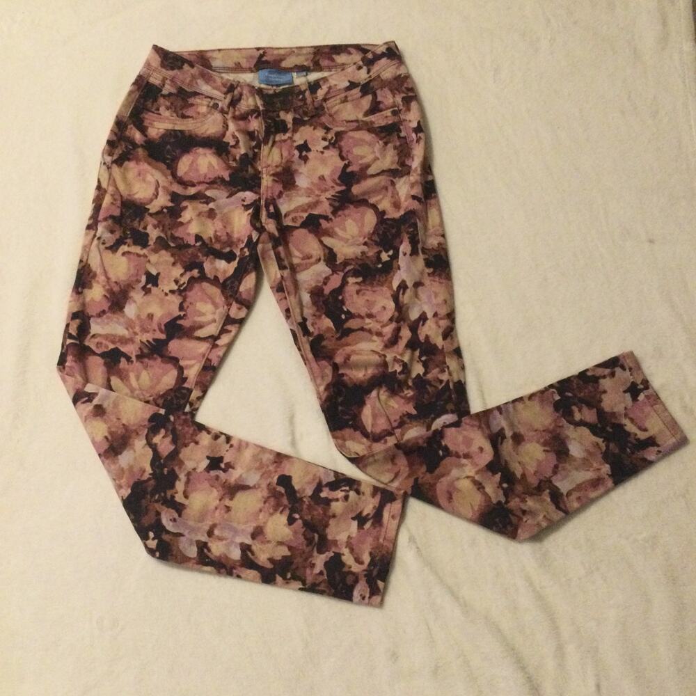Simply Vera Vera Wang Pants Purple Floral Skinny Size 4